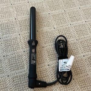 NWOB L’ange Ondule curling wand